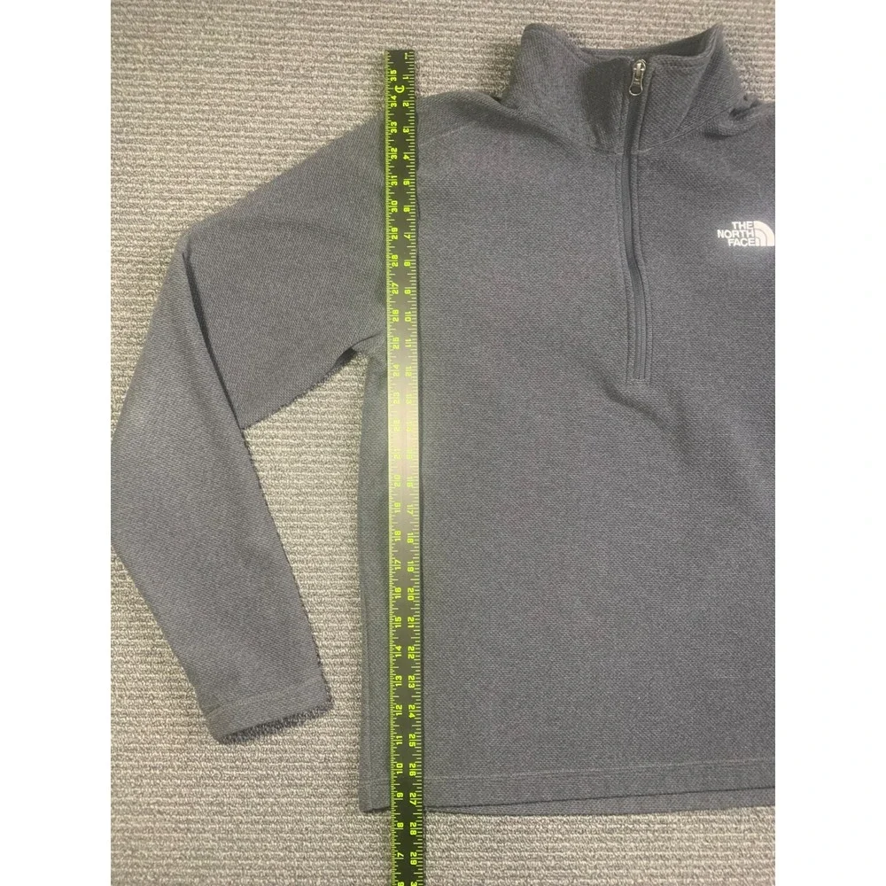 The North Face Textured 1/4 Zip Gray Pullover Men’s M Hiking Outdoor